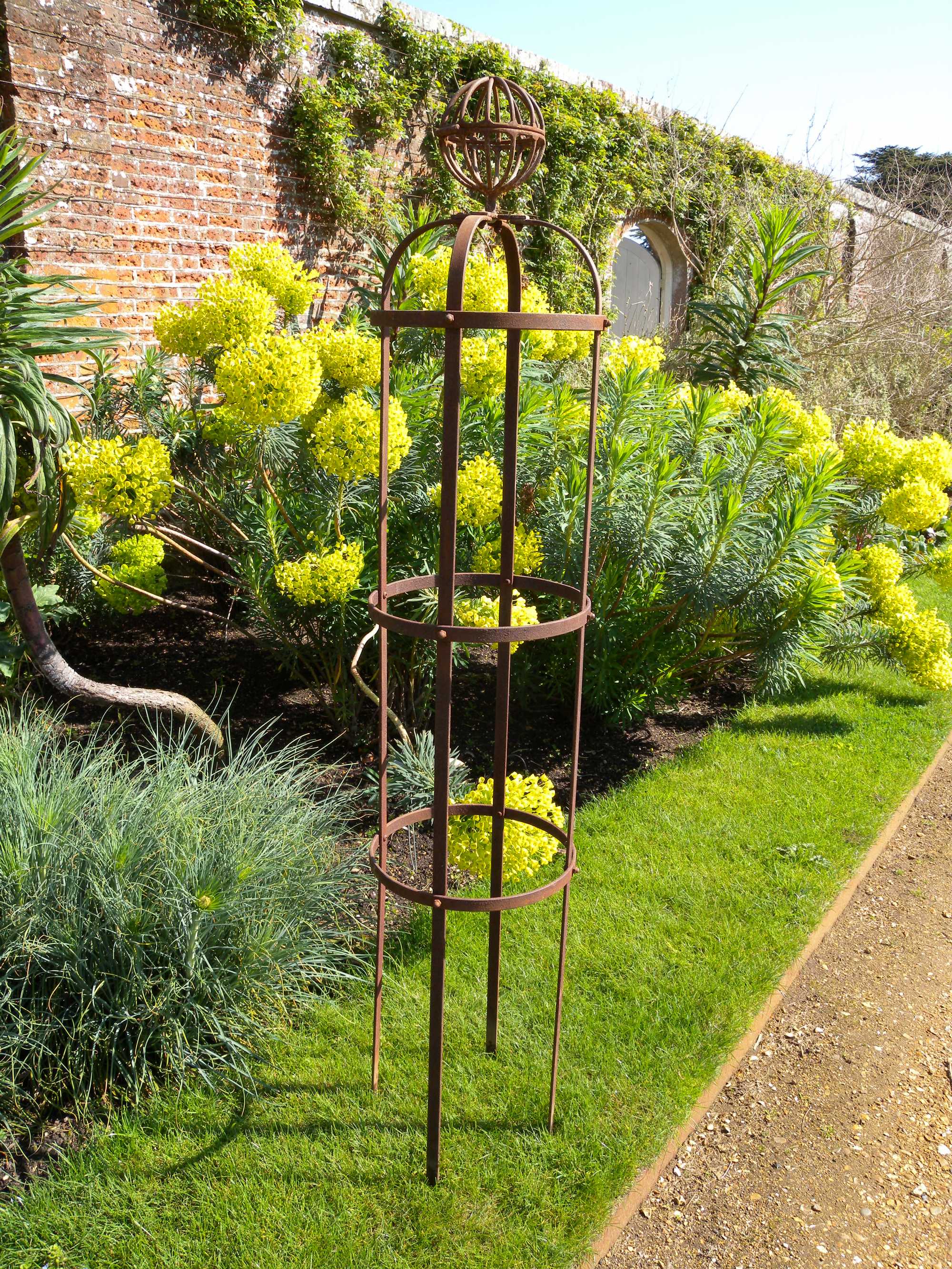 Metal Garden Obelisk