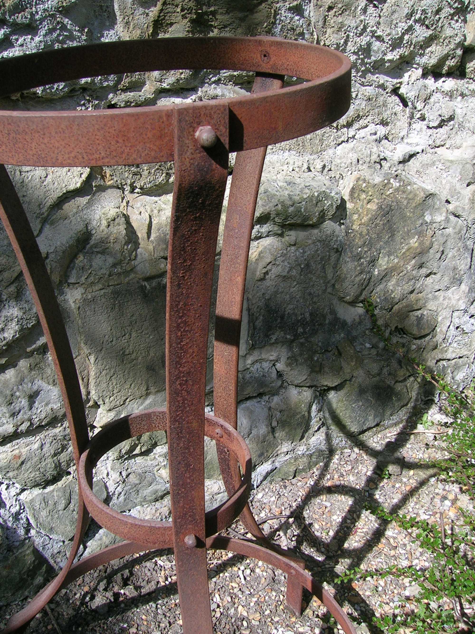 Plant Pot Holder Rusted Finish